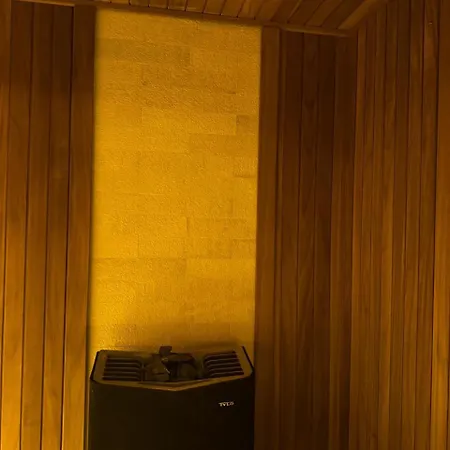 Luxury Premium Finese Hotel Golem (Tirana)