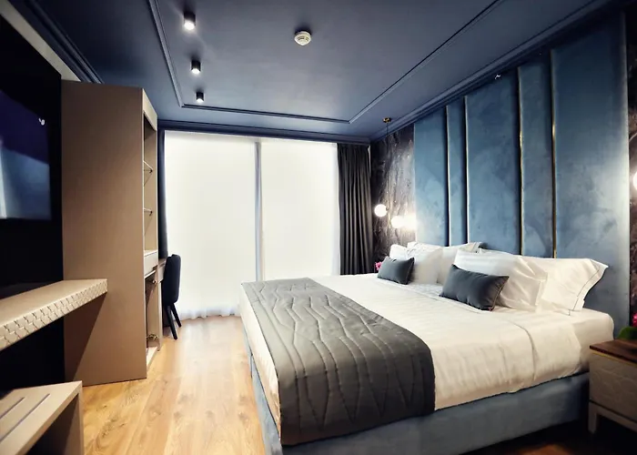 Luxury Premium Finese