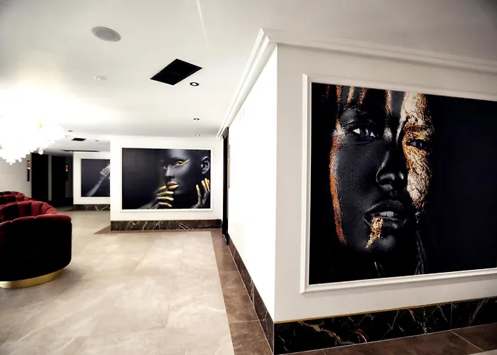 Hotel Luxury Premium Finese *