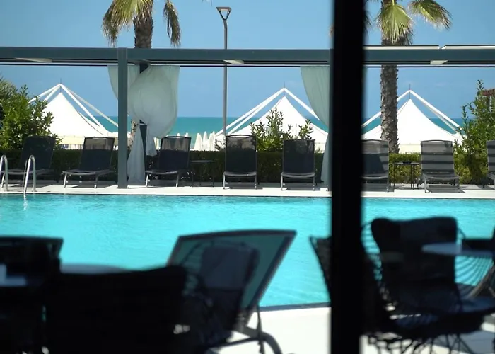 Luxury Premium Finese *